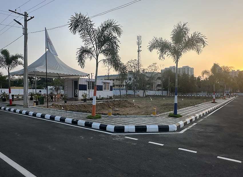 Premium villa plot for sale in Poonamallee